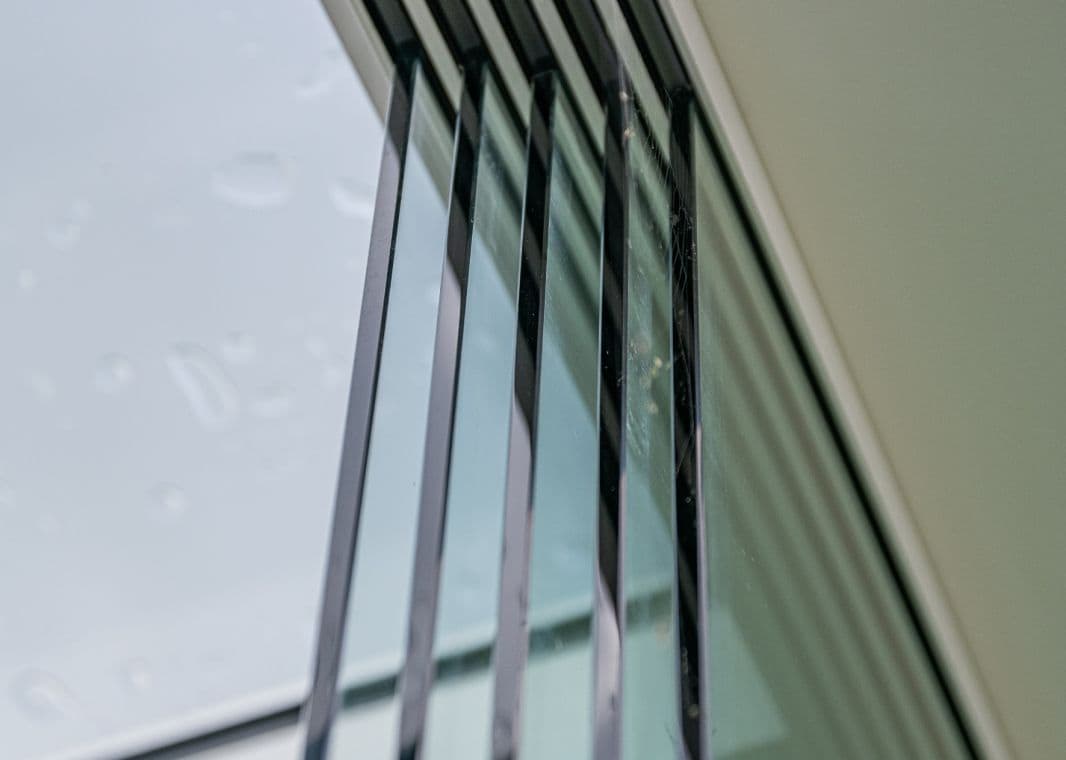 Greenline Glasschiebewand (5 spurig) - Gsw r5 antraciet 02 verasol - gl-gsw-5sp-4500-antr